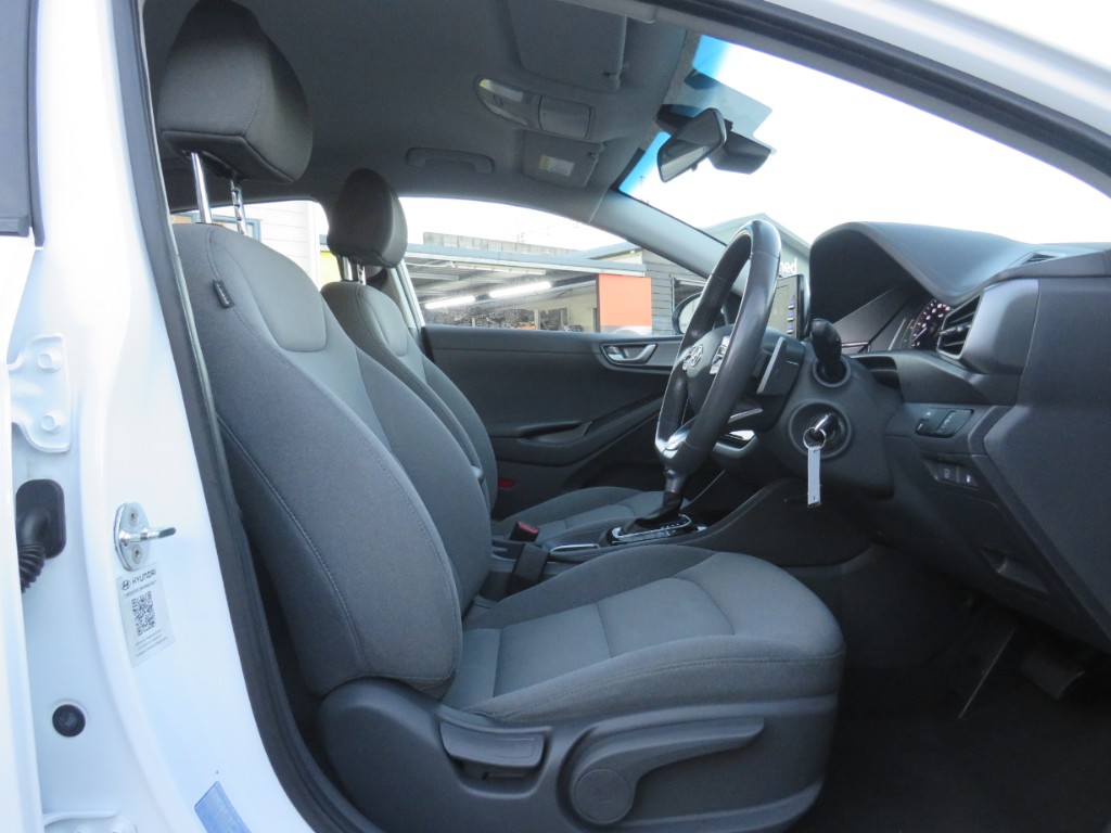 S7109612.jpg