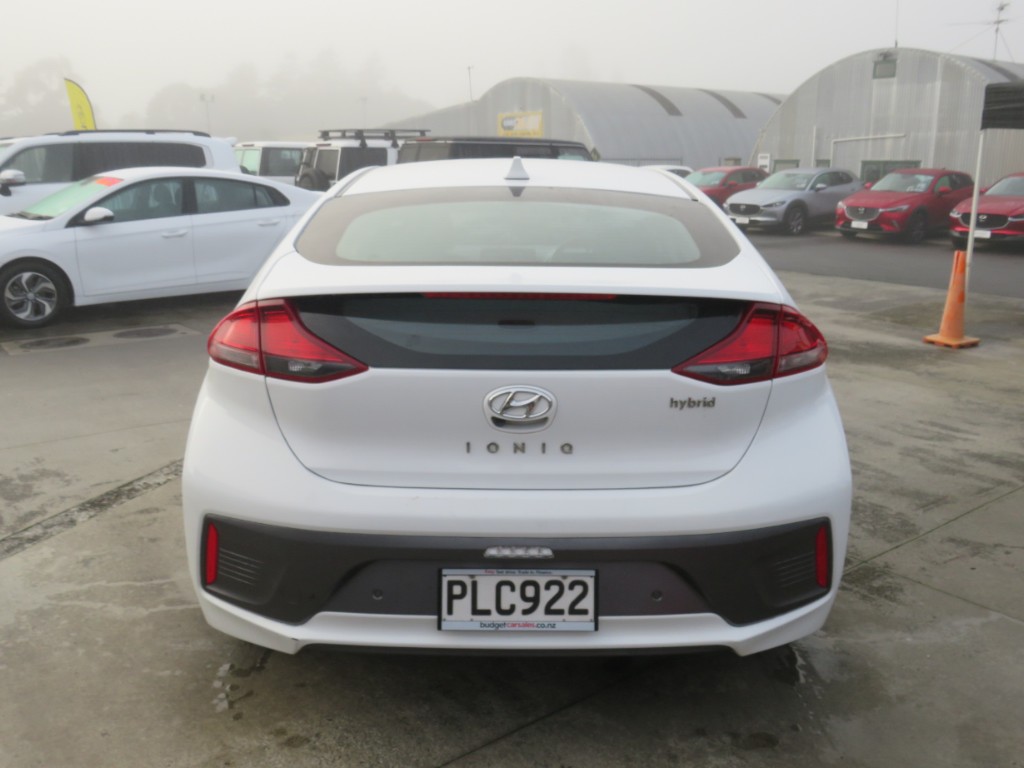 S710996.jpg