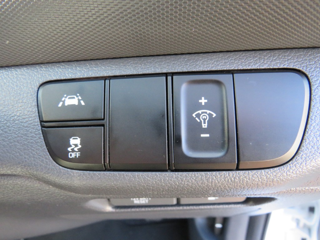S7110414.jpg