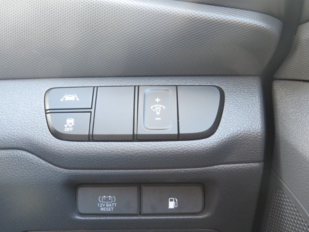 S7110718.jpg