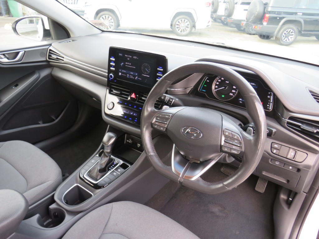 S7112513.jpg