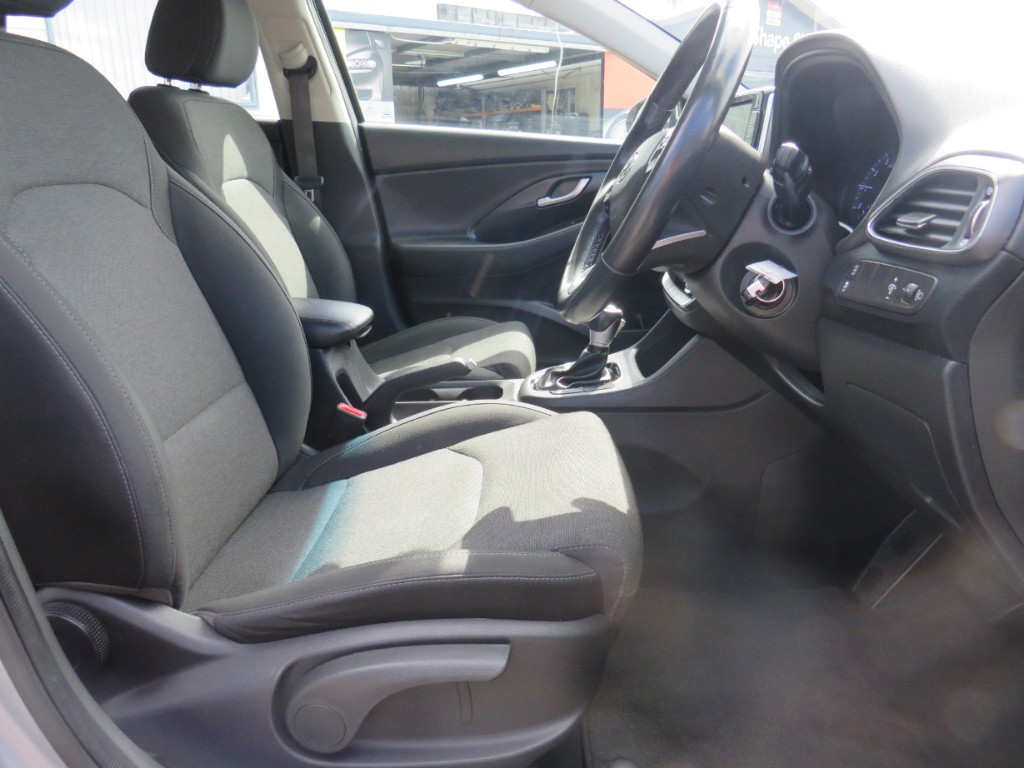 S7113512.jpg