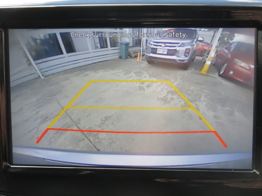 S7113516.jpg