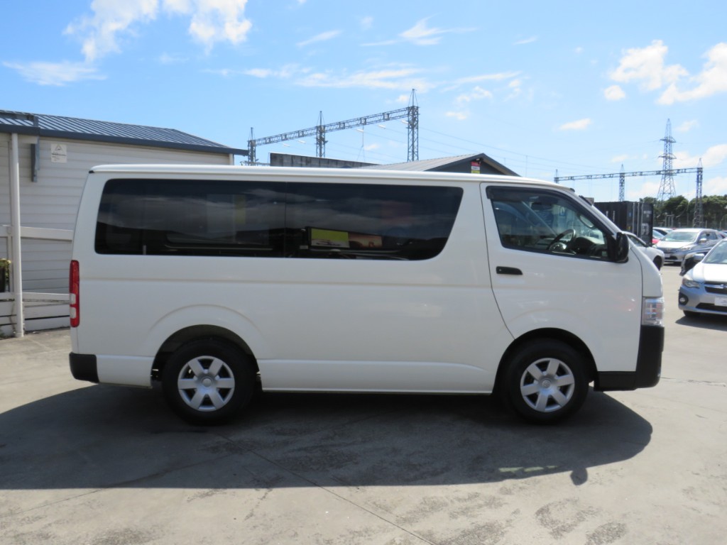 S8011210.jpg