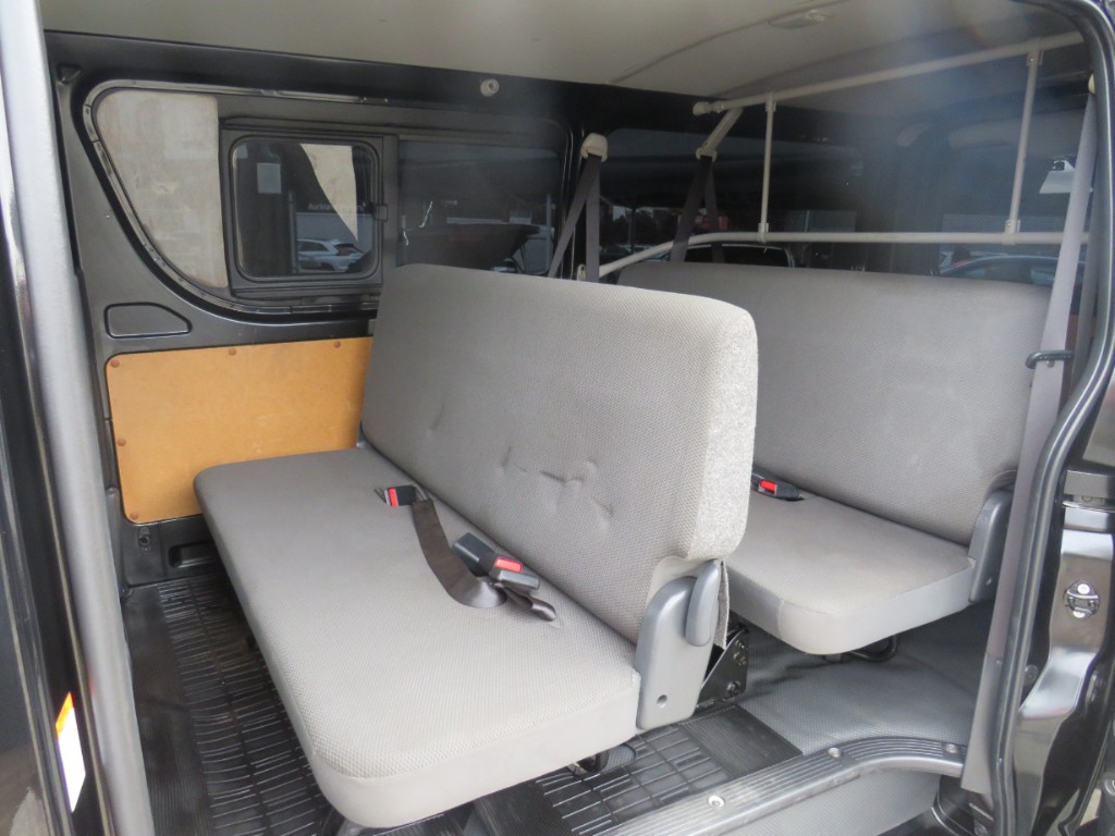 S8020112.jpg