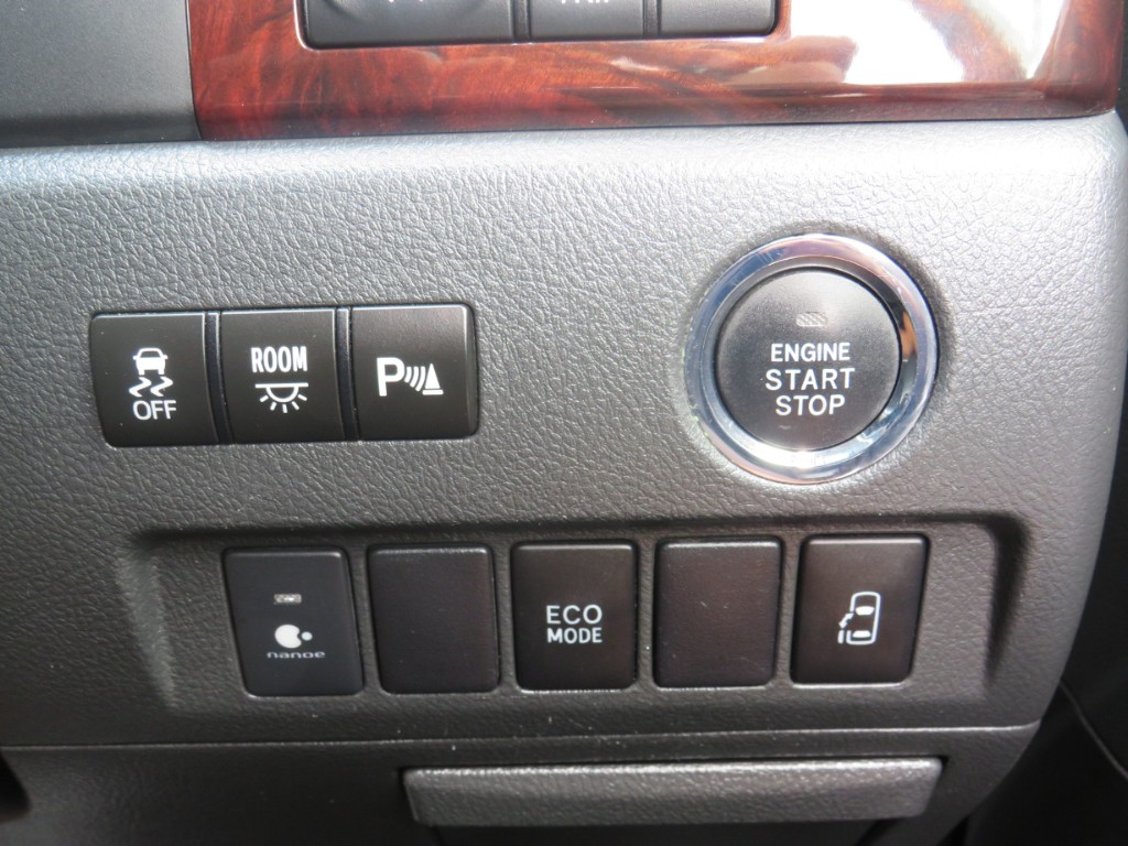 S8020516.jpg