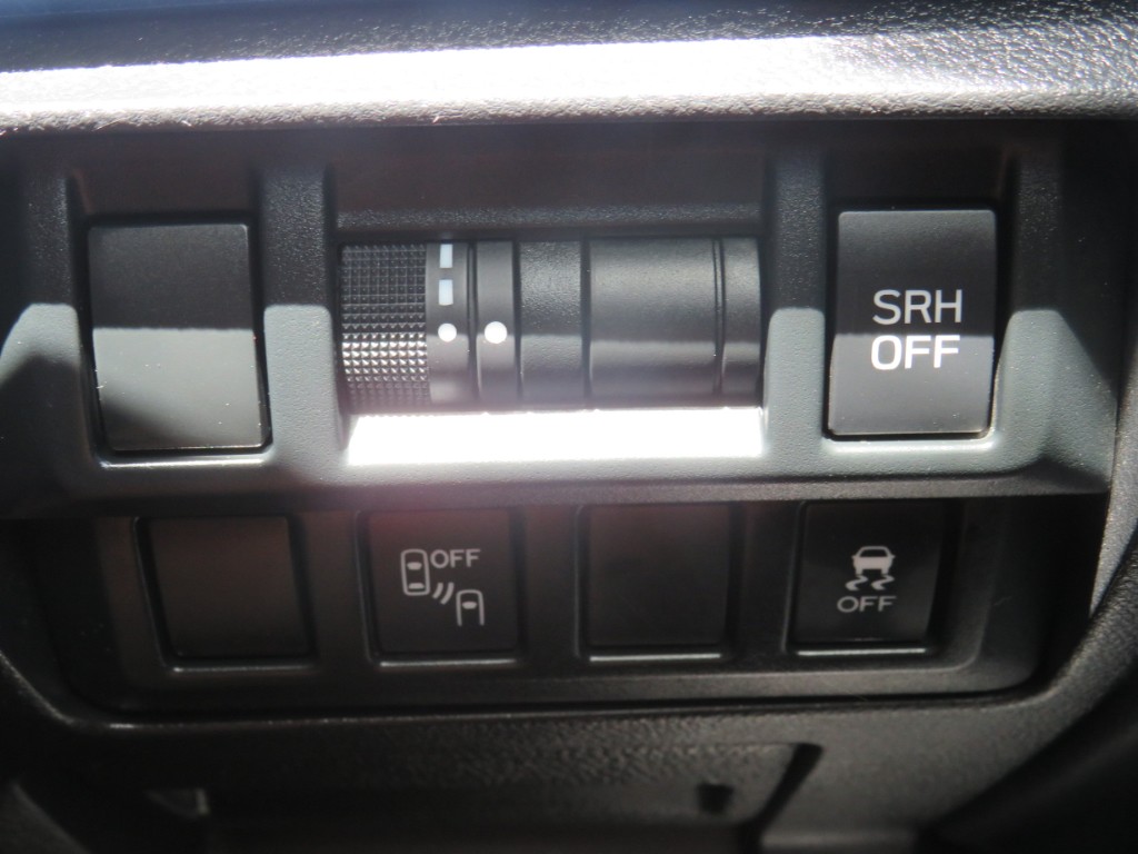 S8024015.jpg