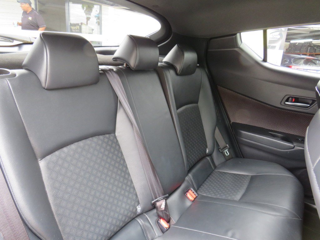 S8024912.jpg