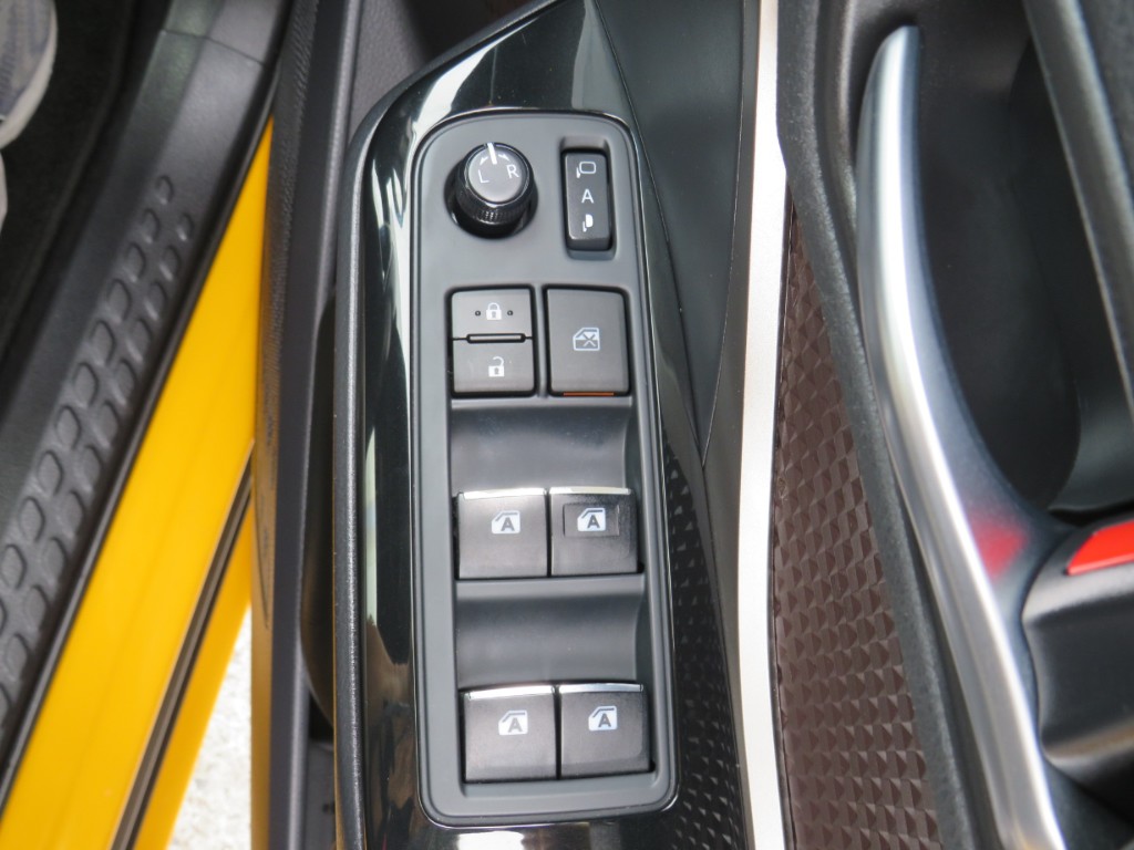 S8024916.jpg