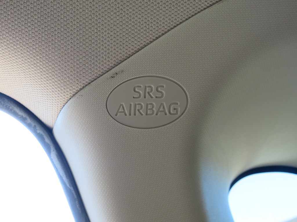 S8030019.jpg