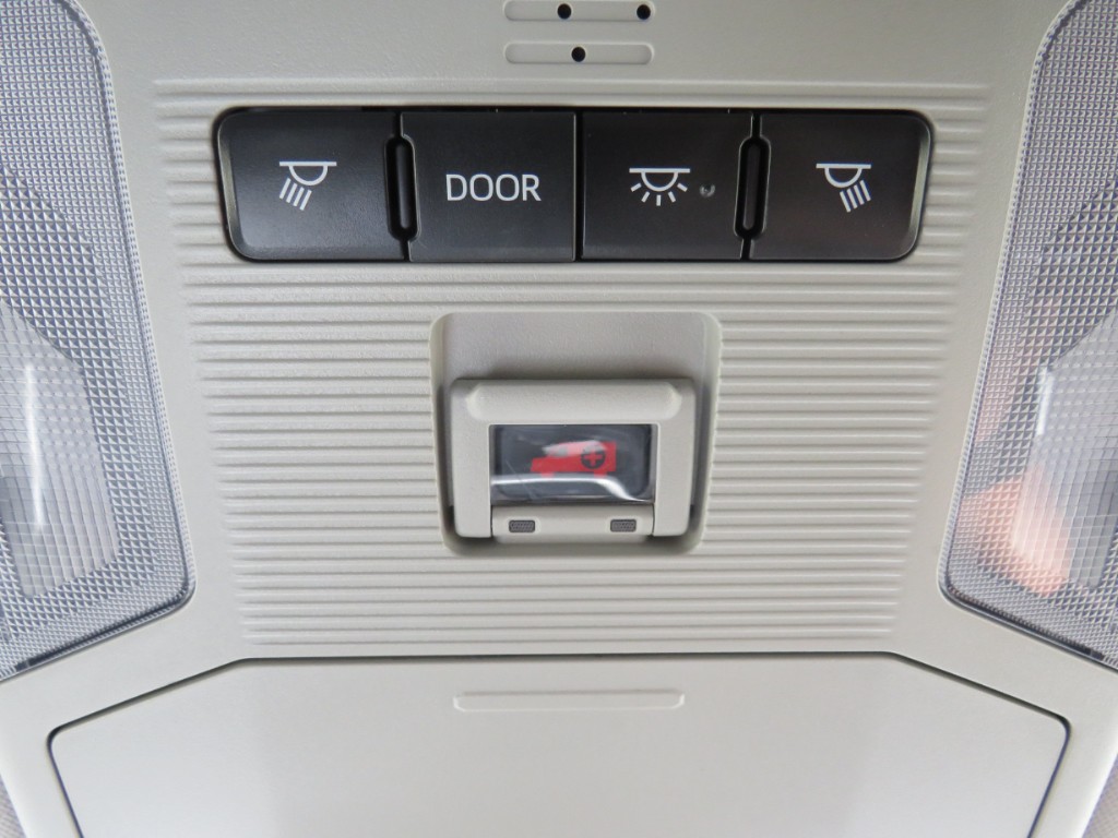 S8030218.jpg