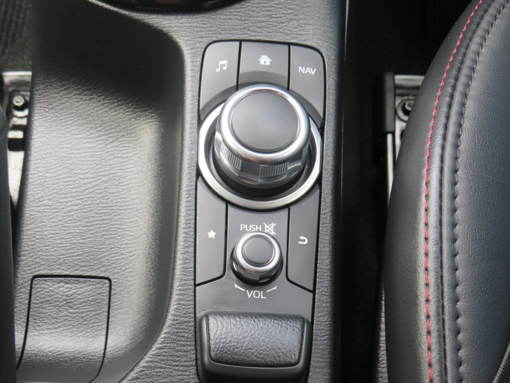 S8034018.jpg