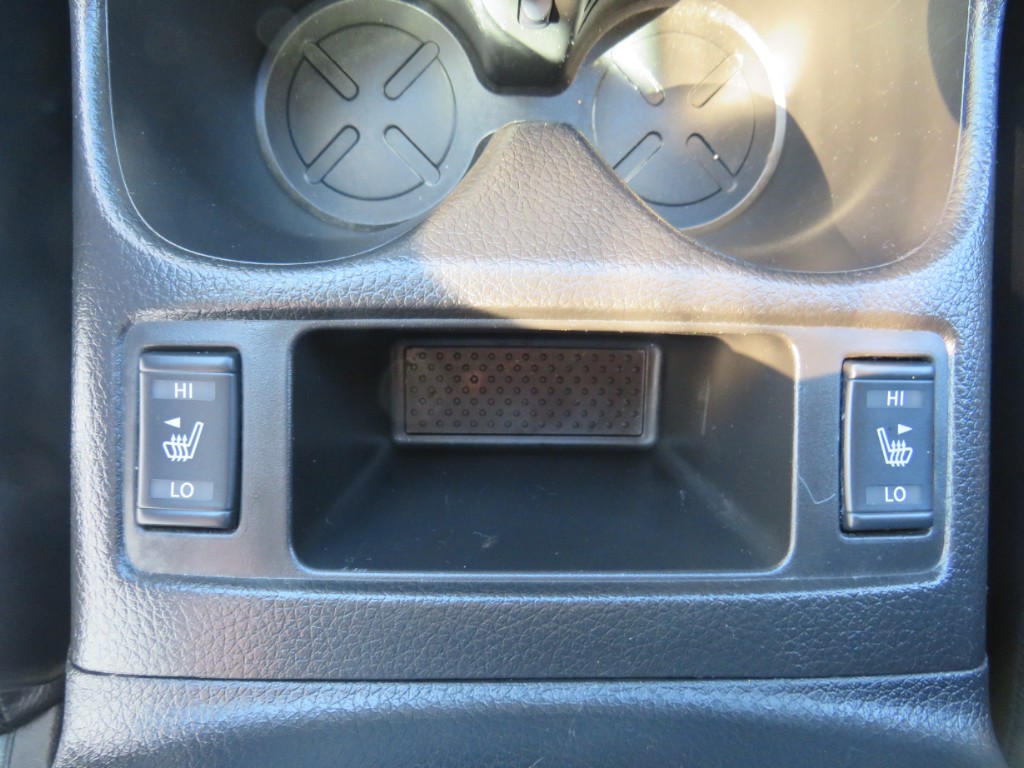 S8041218.jpg
