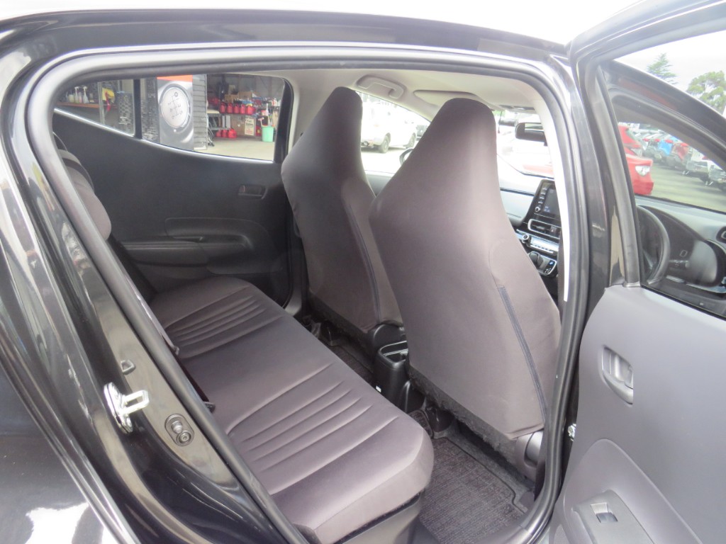 S8041516.jpg