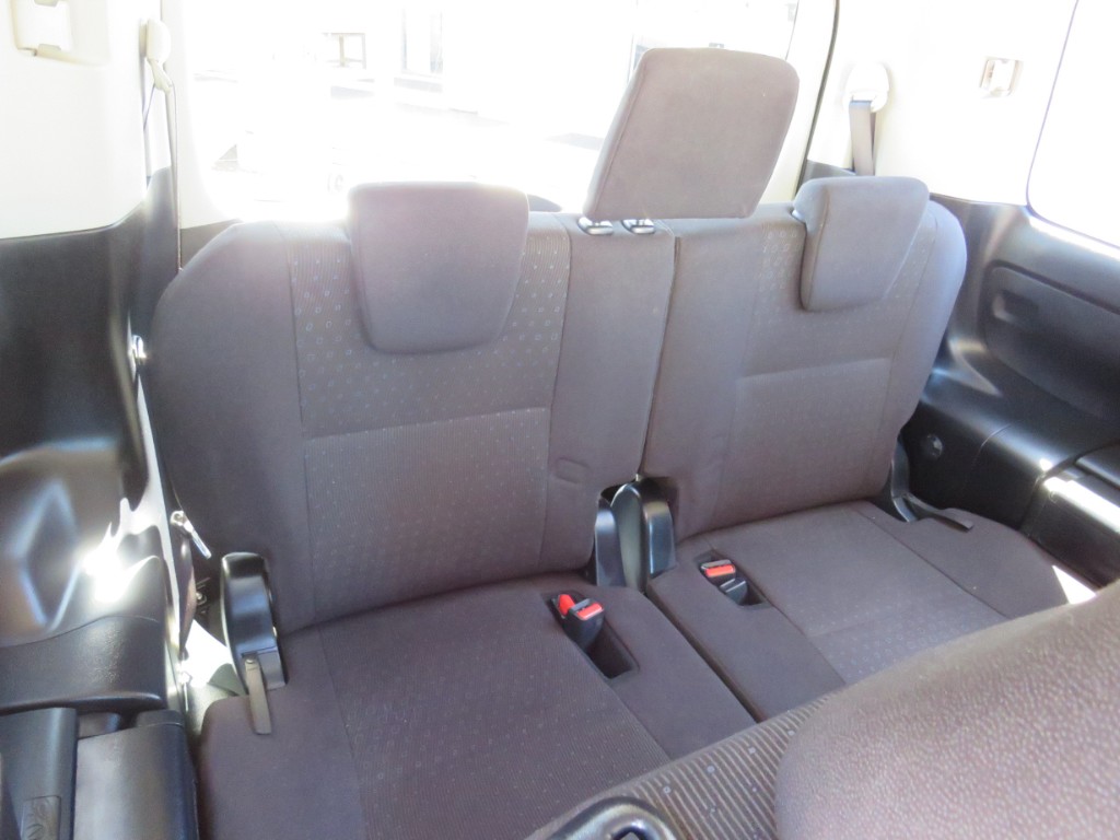 S8041812.jpg