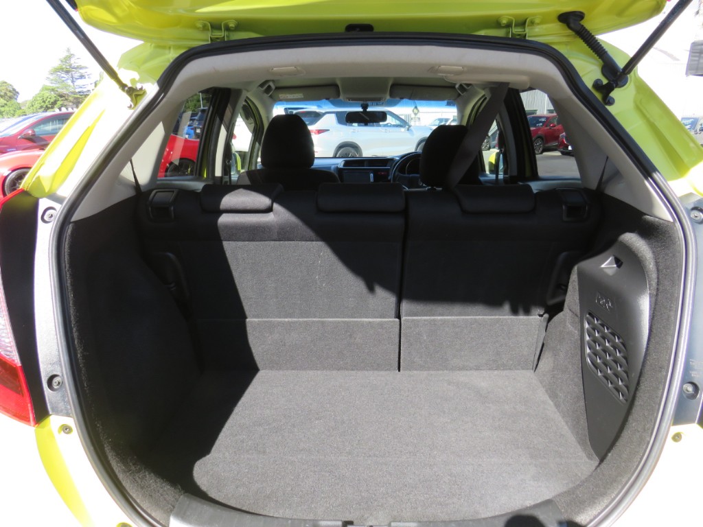 S8042410.jpg