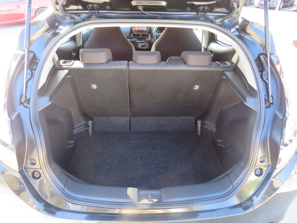 S8043311.jpg