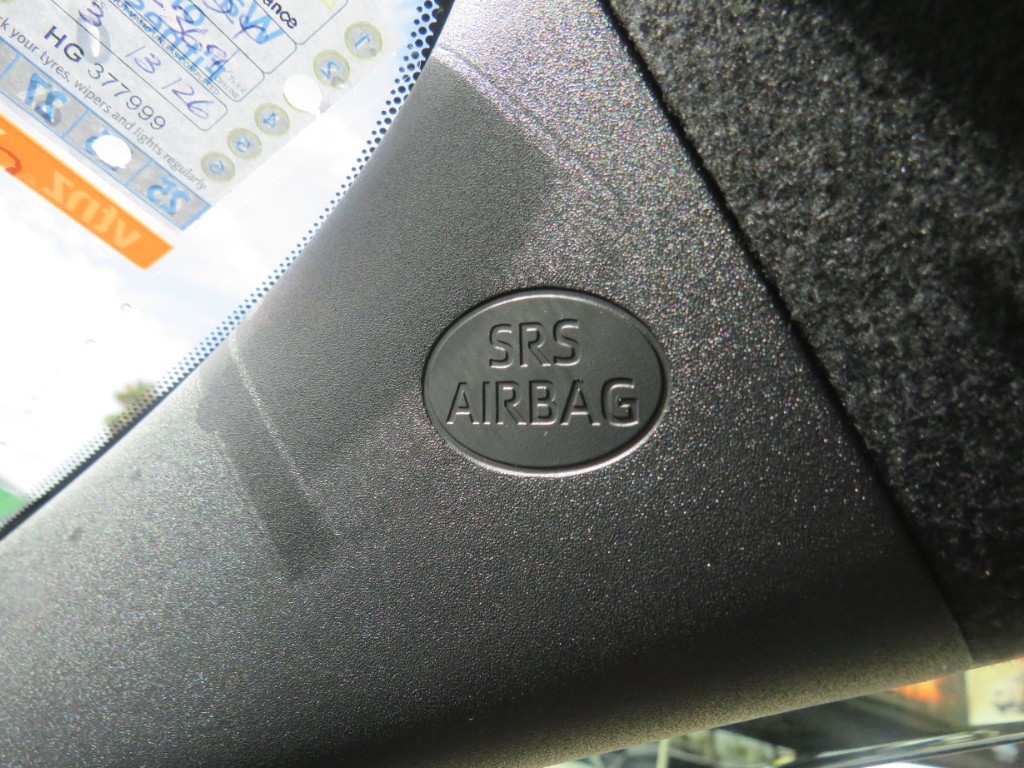 S8044816.jpg