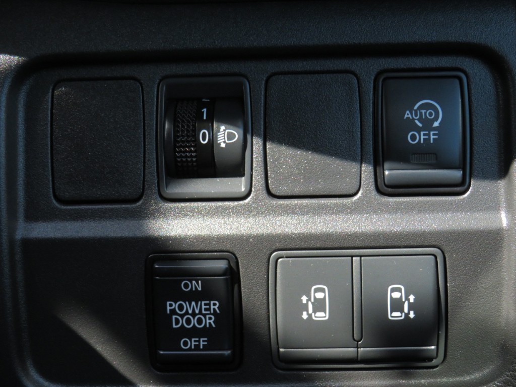 S8045216.jpg