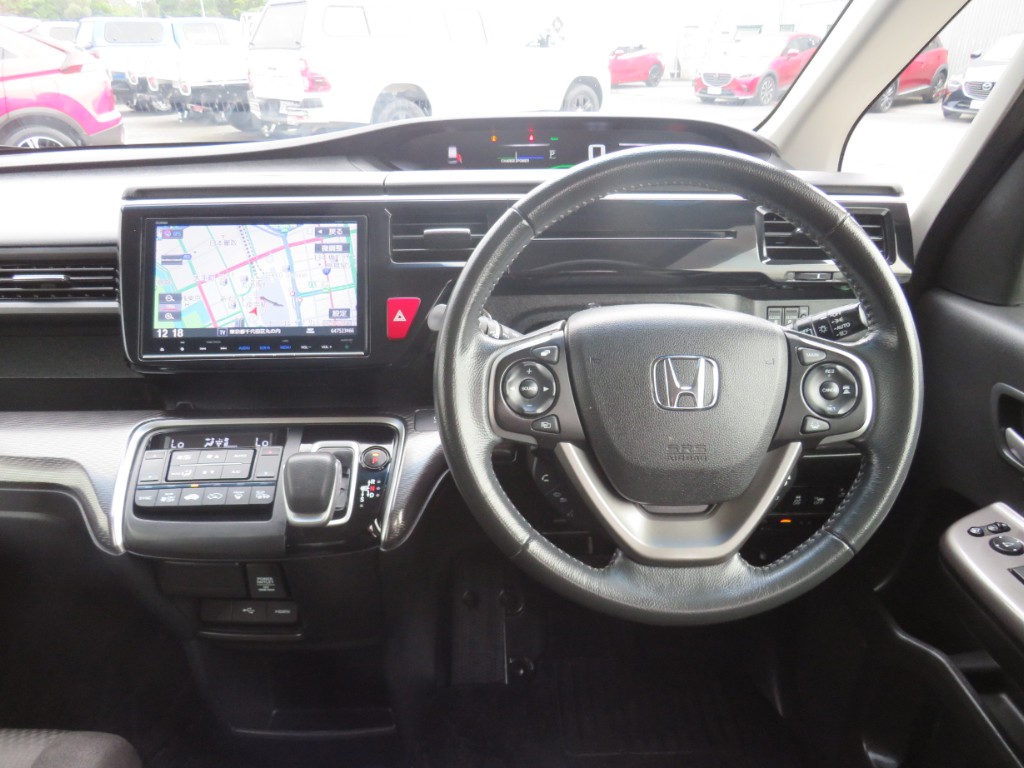 S8046415.jpg