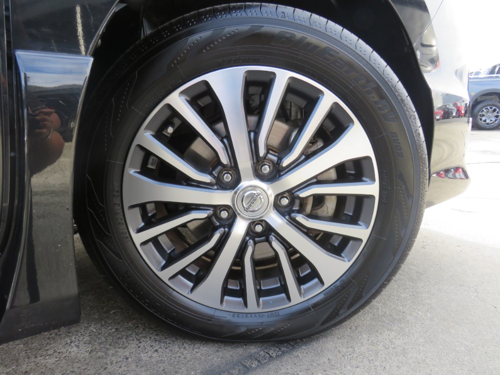 S8049310.jpg