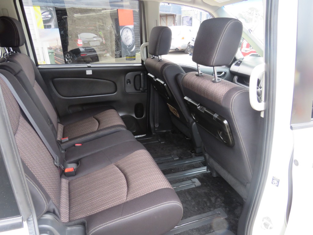 S8050413.jpg