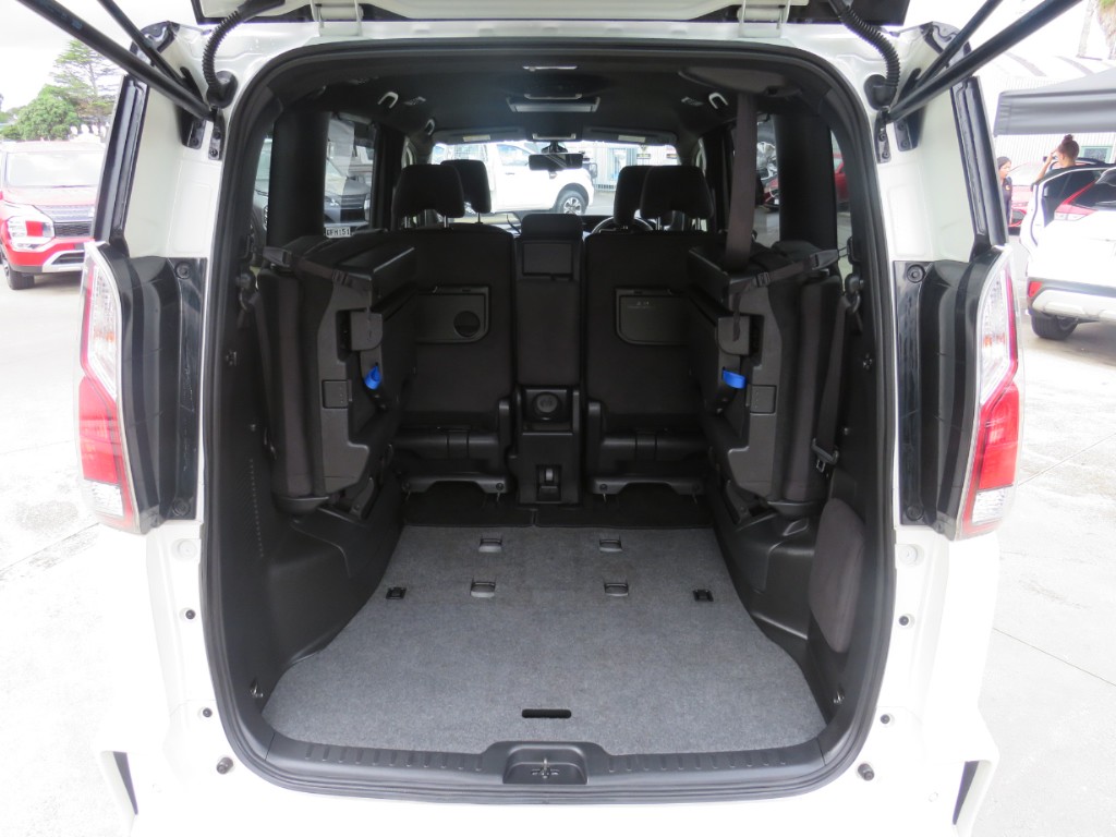 S8050511.jpg