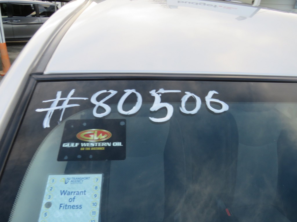 S8050621.jpg