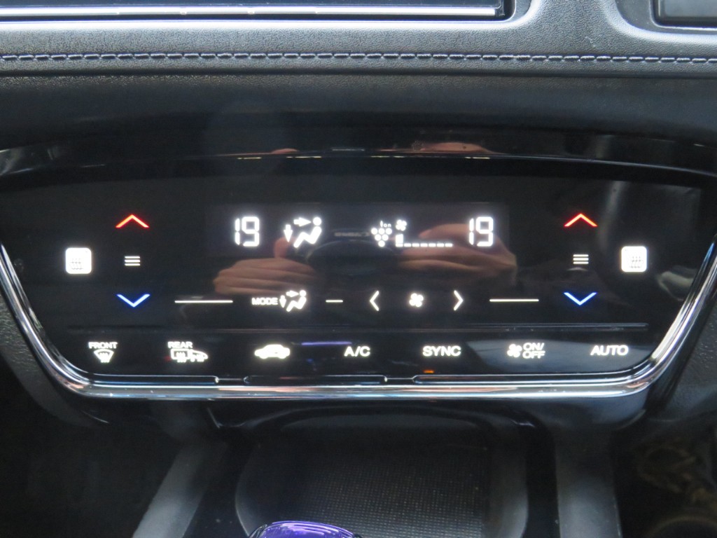 S8052118.jpg