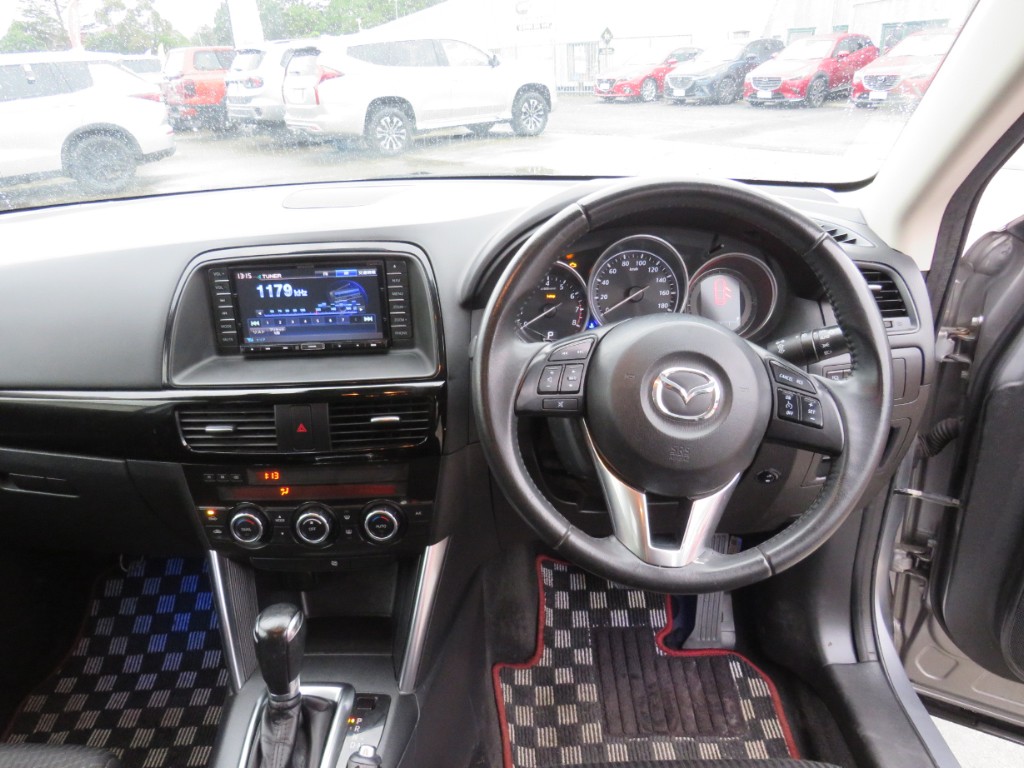 S8052214.jpg