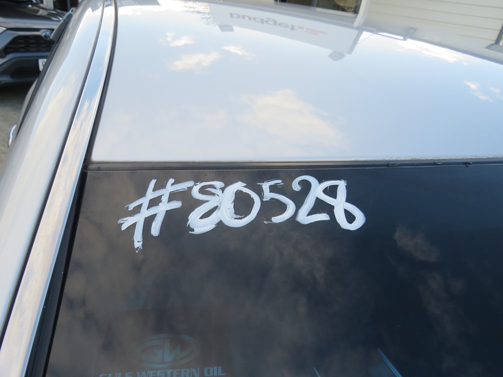 S8052821.jpg