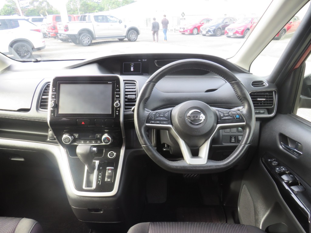S8053415.jpg