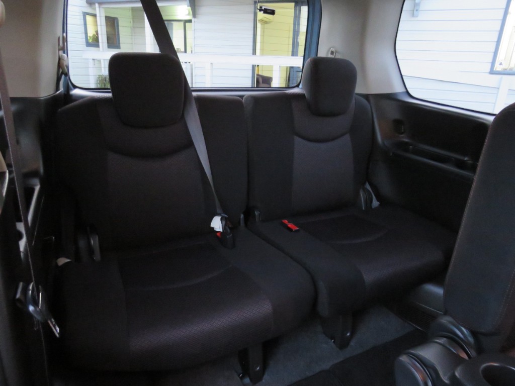 S8053711.jpg