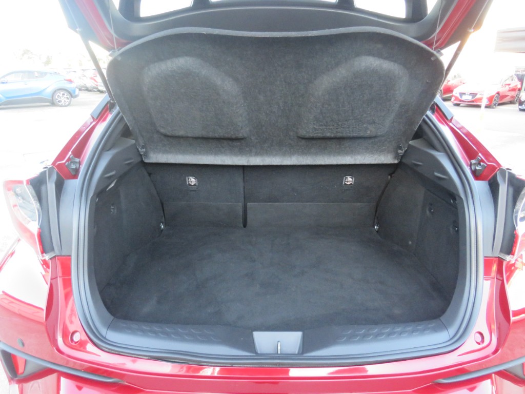 S8055411.jpg
