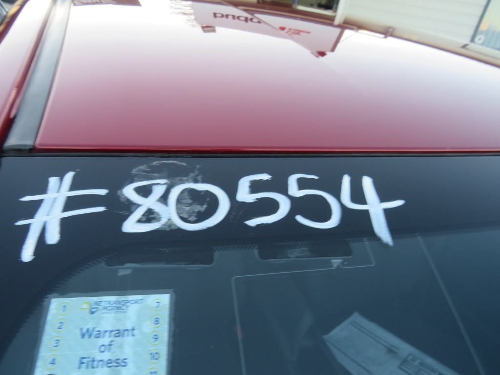 S8055421.jpg
