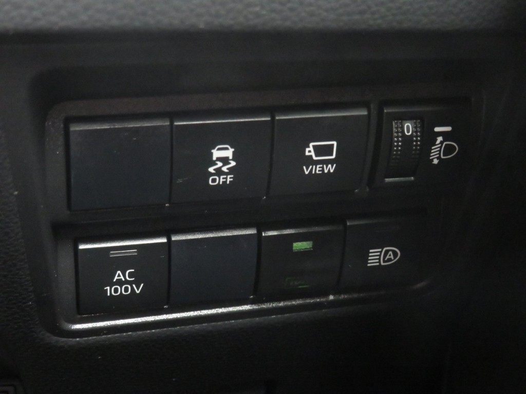 S8056715.jpg