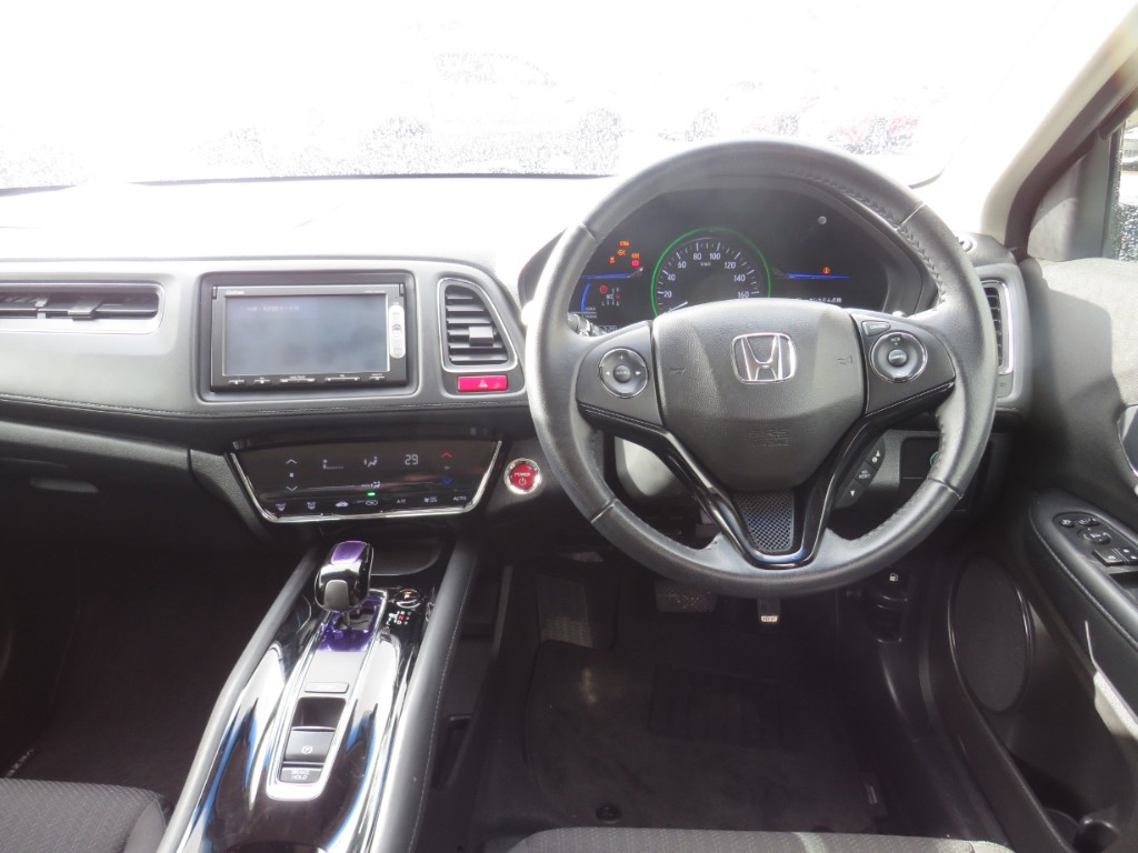 S8056813.jpg