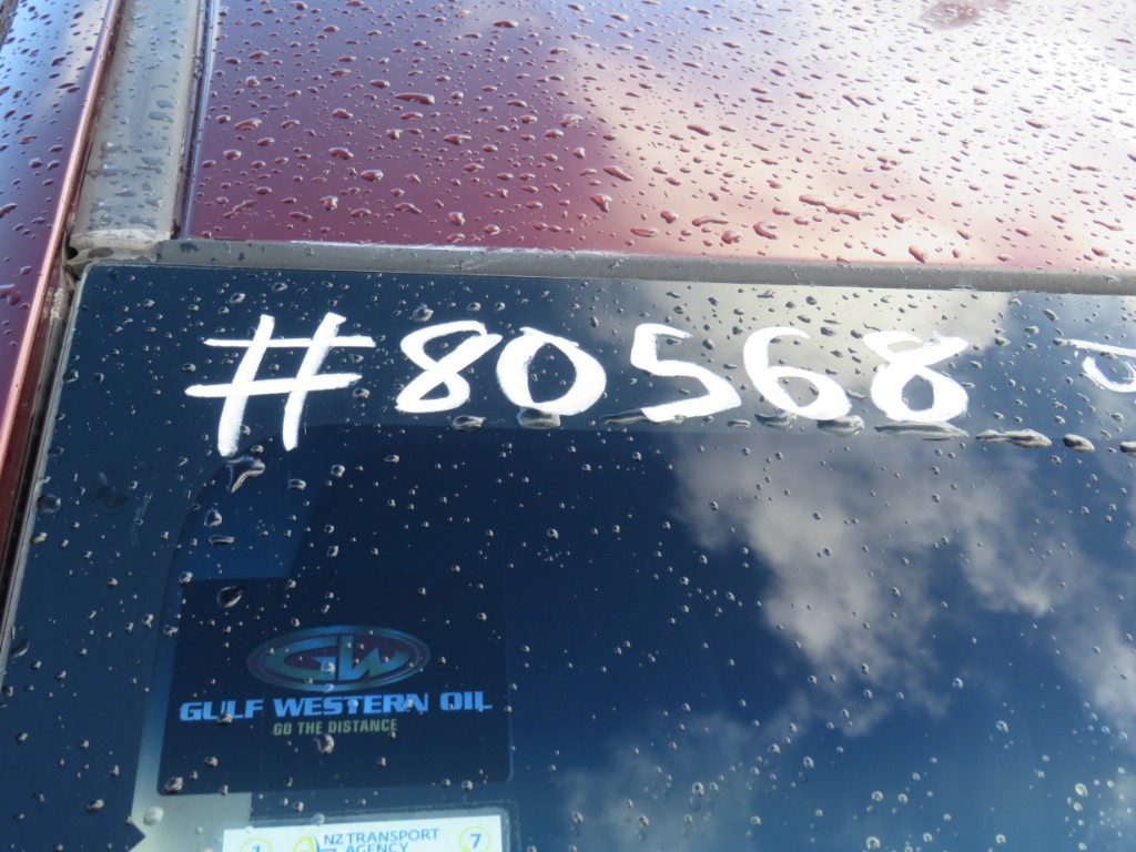 S8056821.jpg