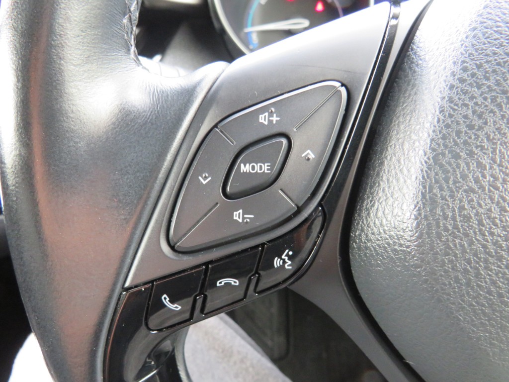 S8058217.jpg