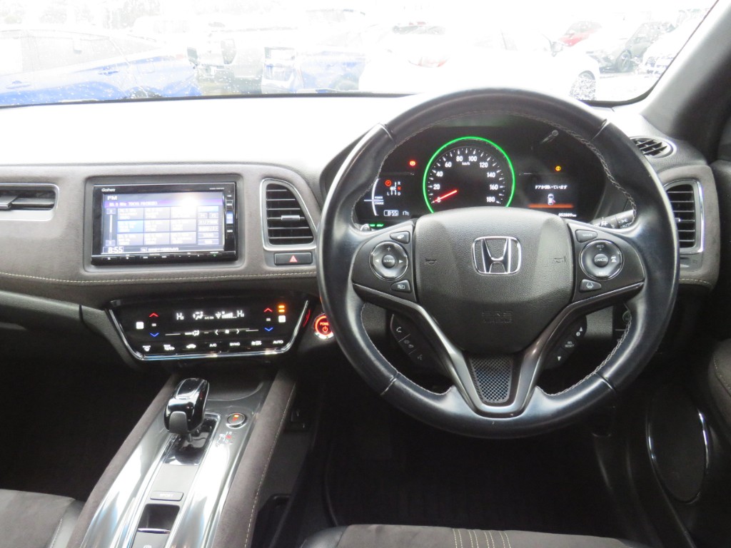 S8059013.jpg
