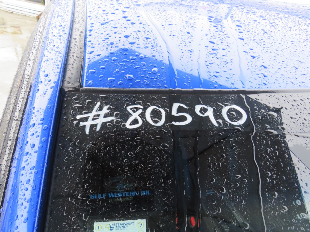 S8059021.jpg