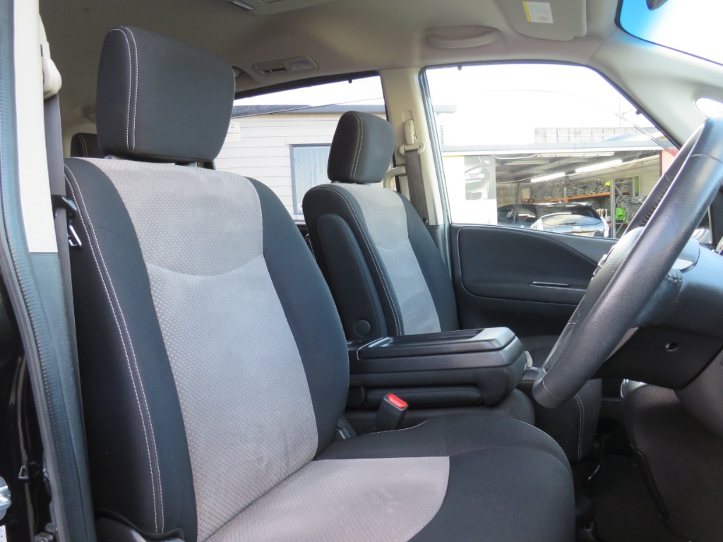 S8059515.jpg