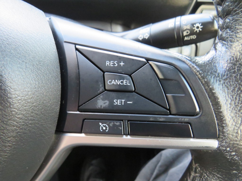 S8059718.jpg