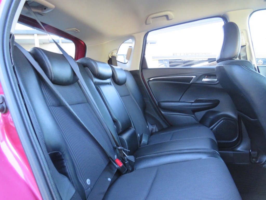 S8061412.jpg