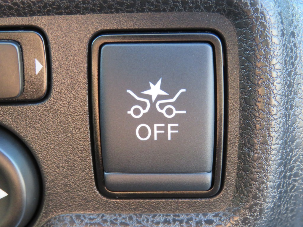 S8063018.jpg