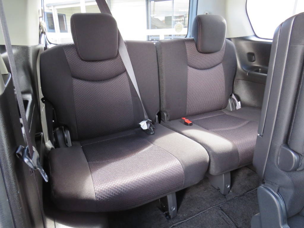 S8063211.jpg