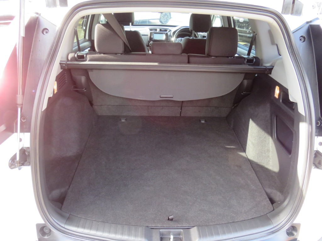 S8067410.jpg