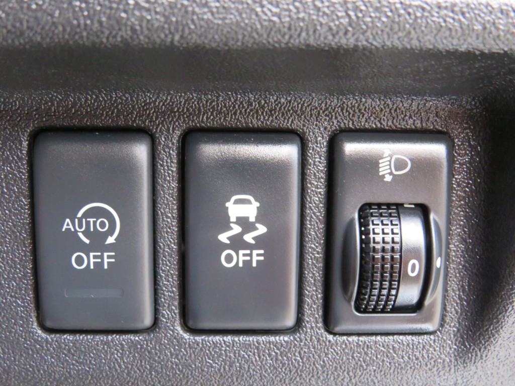S8069017.jpg