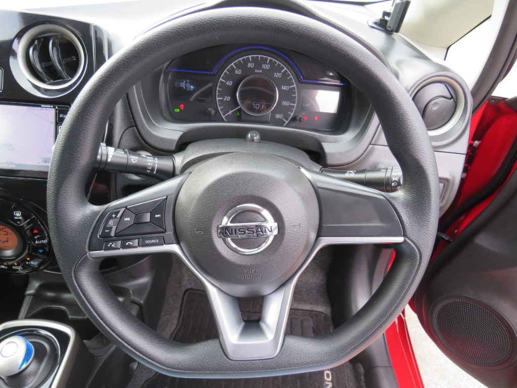 S8069114.jpg