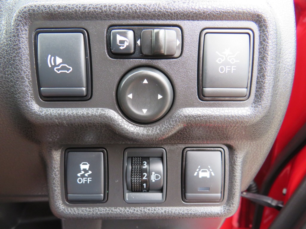 S8069117.jpg